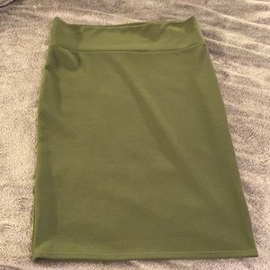 EUC LLR Cassie pencil skirt. Size large and solid moss green